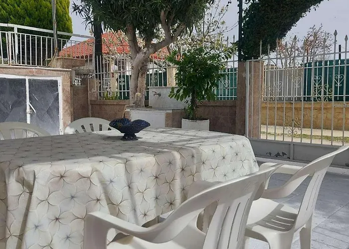 Seaside Gate House *