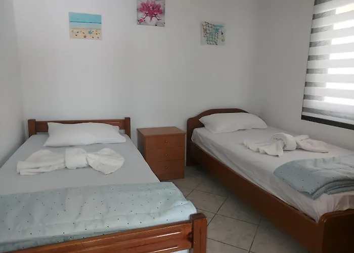 Seaside Gate House Hébergement de vacances Ofrínion